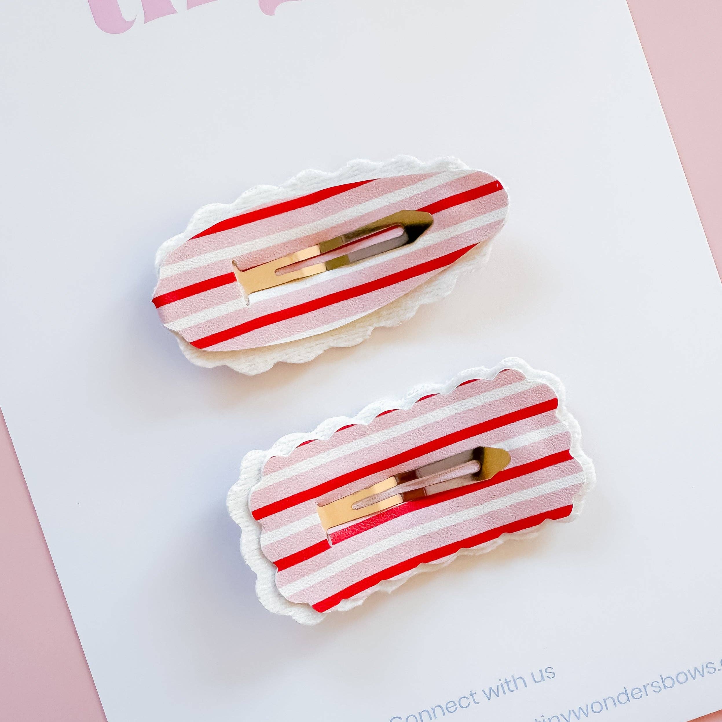 Red and Pink Stripes, snap clip
