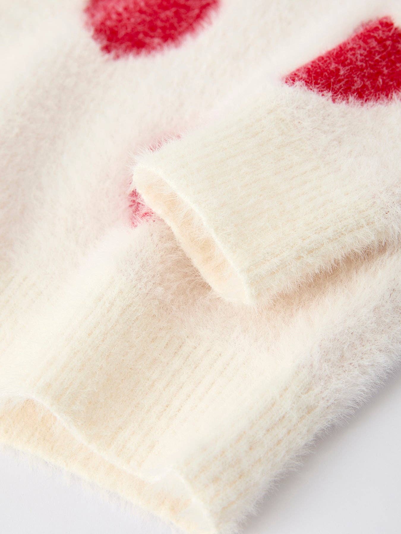 White Heart Print Knit Sweater