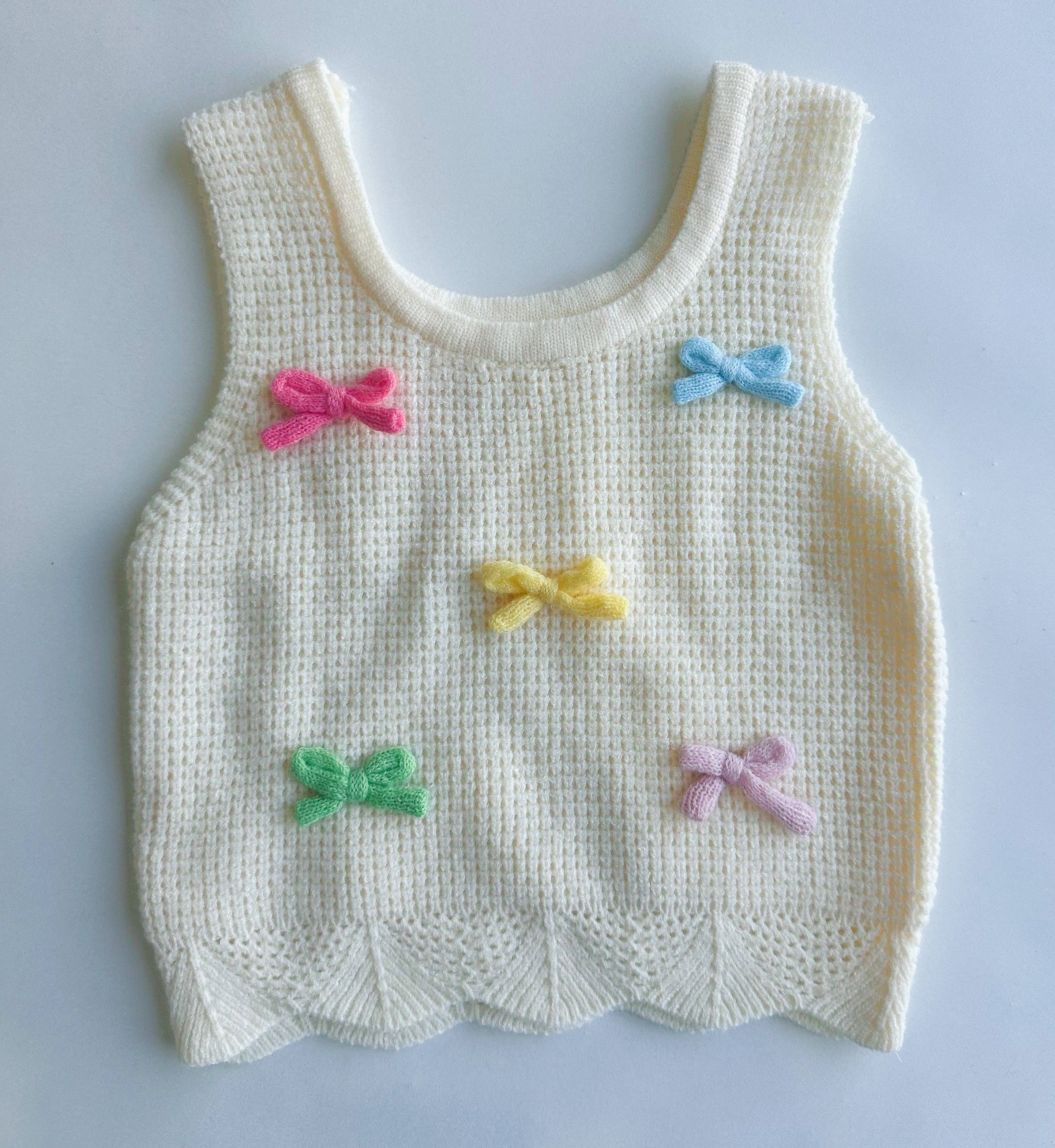 Bow knit sweater vest 